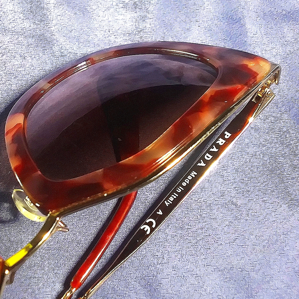 PRADA sunglasses - Picture 2 of 15